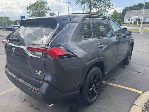 Used 2025 Toyota RAV4 XLE AWD/4WD image 6