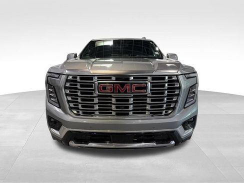 Used 2025 GMC Yukon XL Denali w/ Sun & Power Step Package AWD/4WD image 2
