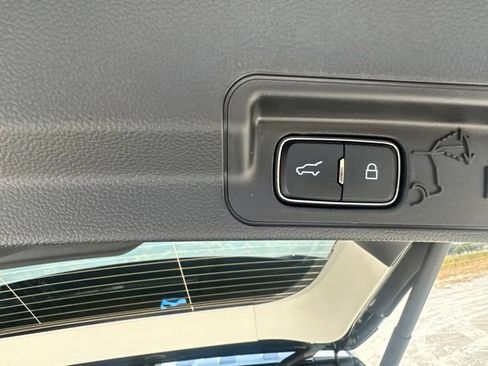 New 2026 Ford Explorer Active w/ Active Comfort Package AWD/4WD image 15