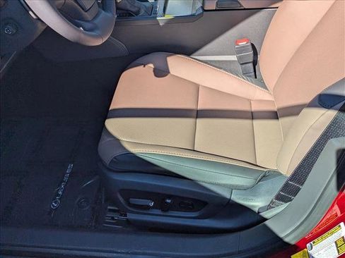 New 2025 Lexus ES 350 w/ Premium Package image 4