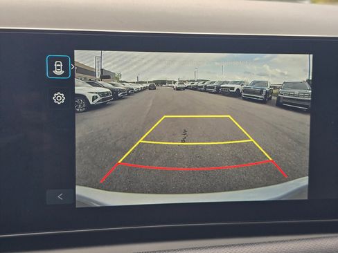 Used 2025 Hyundai Tucson SEL FWD image 18