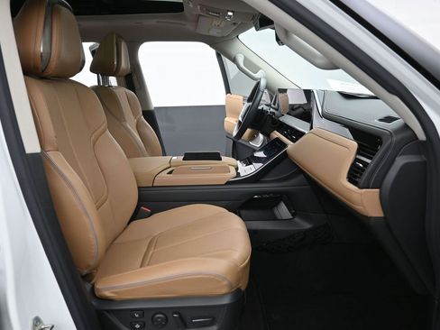 Used 2025 INFINITI QX80 Sensory w/ Exterior Package AWD/4WD image 27