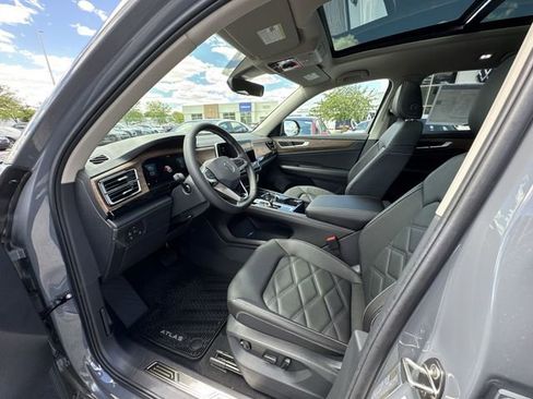 New 2026 Volkswagen Atlas SE AWD/4WD image 10