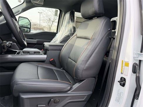 New 2026 Ford F250 Lariat w/ Chrome Package image 9