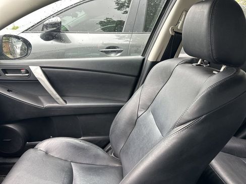 Used 2012 MAZDA MAZDA3 i Grand Touring w/ Tech Pkg FWD image 17