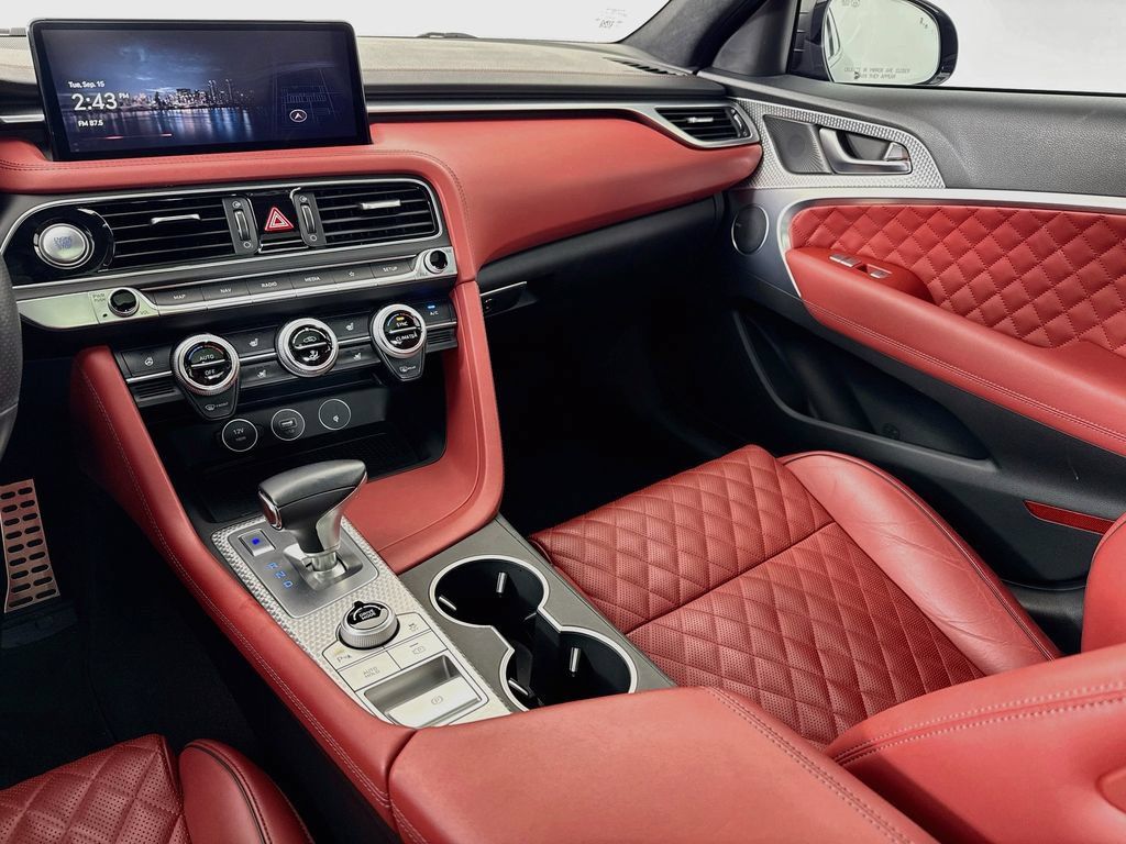 Used 2022 Genesis G70 3.3T Launch Edition RWD image 25