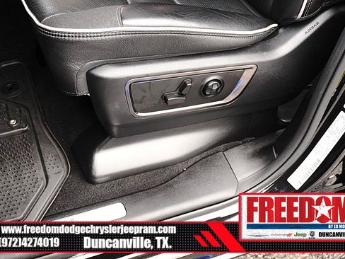 Used 2025 RAM 1500 Limited AWD/4WD image 36