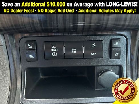 Used 2014 Chevrolet Traverse LT image 29