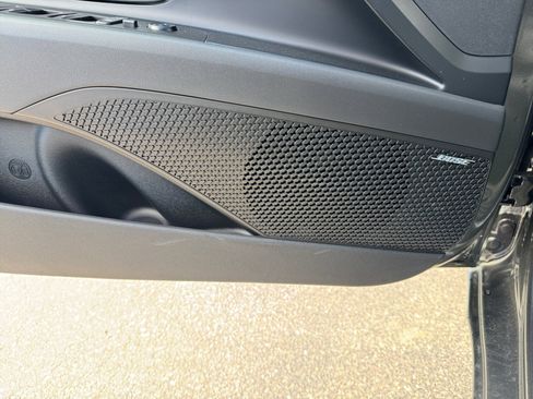 New 2026 Hyundai Elantra Limited FWD image 19