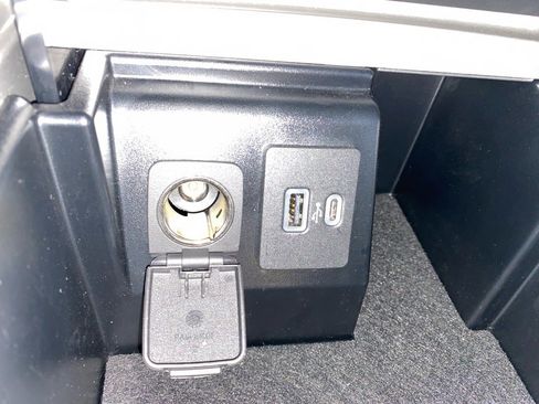 Used 2022 Ford Explorer ST w/ ST Street Pack image 14