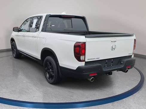 Used 2023 Honda Ridgeline Black Edition image 7