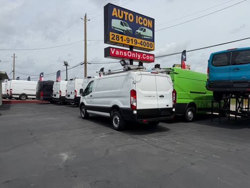 Used 2019 Ford Transit 250 130 Low Roof RWD image 2