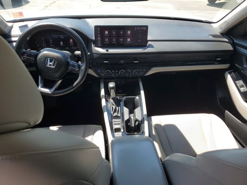 Used 2024 Honda Accord Touring image 13