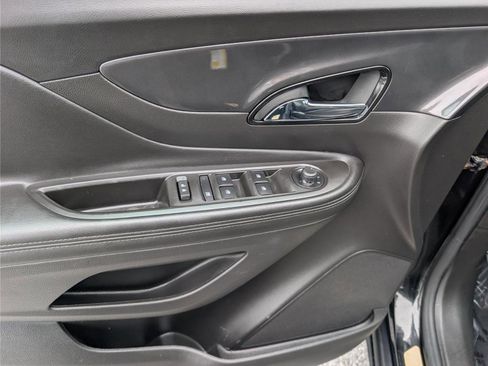 Used 2018 Buick Encore Preferred AWD/4WD image 18