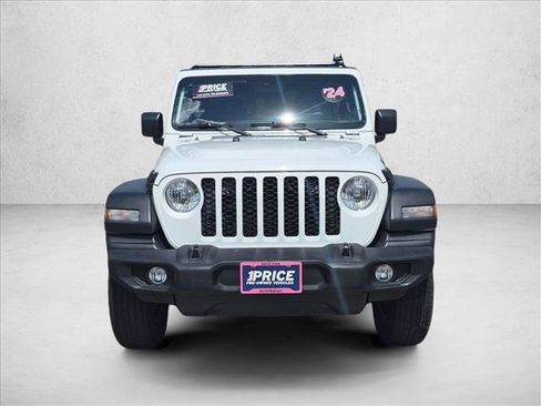 Used 2024 Jeep Wrangler Unlimited Sport AWD/4WD image 2