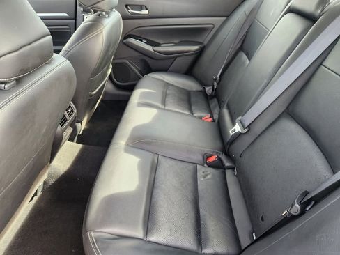 Used 2023 Nissan Altima 2.5 SL FWD image 31