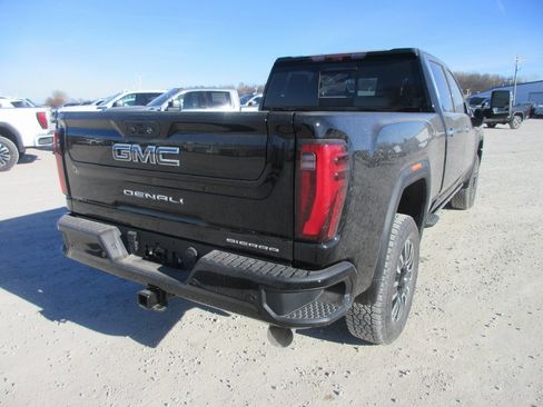 New 2026 GMC Sierra 2500 Denali Ultimate w/ Max Trailering Package image 5
