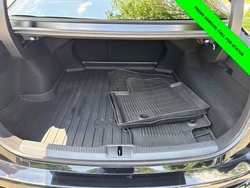 Used 2024 Toyota Crown Platinum AWD/4WD image 35