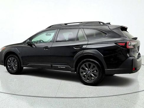 Used 2025 Subaru Outback Onyx Edition AWD/4WD image 7