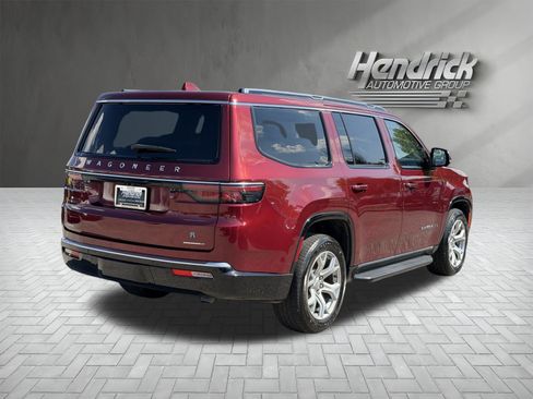 Used 2022 Jeep Wagoneer Series II AWD/4WD image 10