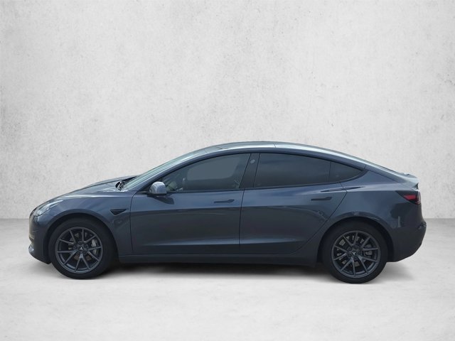 Used 2023 Tesla Model 3 Standard Range RWD image 9
