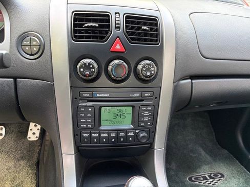Used 2005 Pontiac GTO RWD image 25