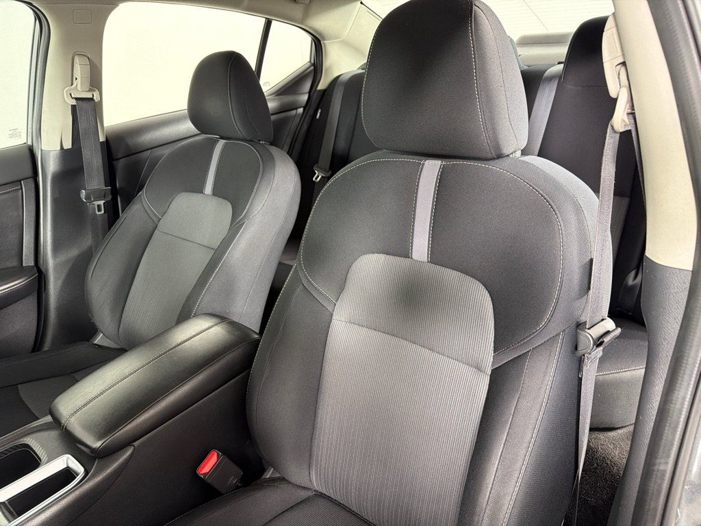 Used 2021 Nissan Sentra SV FWD image 12