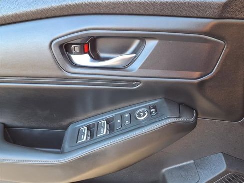 Used 2023 Honda Accord Sport image 17