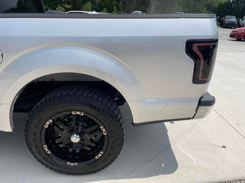 Used 2018 Ford F150 XLT RWD image 45