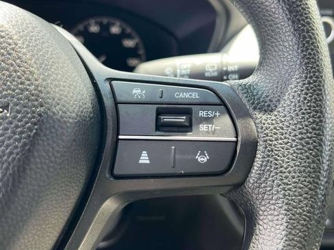 Used 2024 Honda HR-V LX image 21