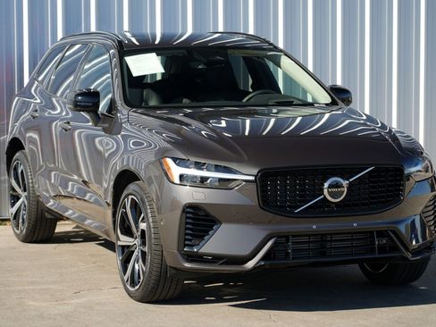 Used 2024 Volvo XC60 T8 Ultimate w/ Protection Package Premier image 55