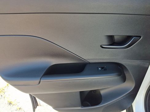 Used 2024 Hyundai Kona SEL FWD image 19