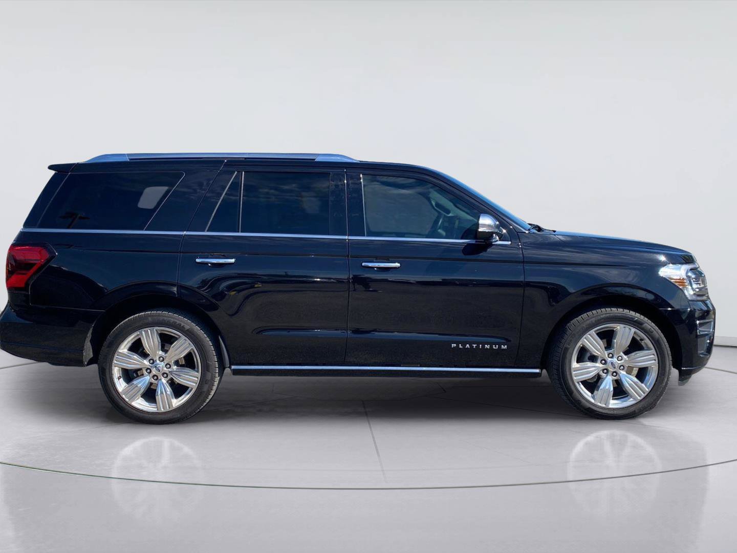 Used 2022 Ford Expedition Platinum RWD image 9
