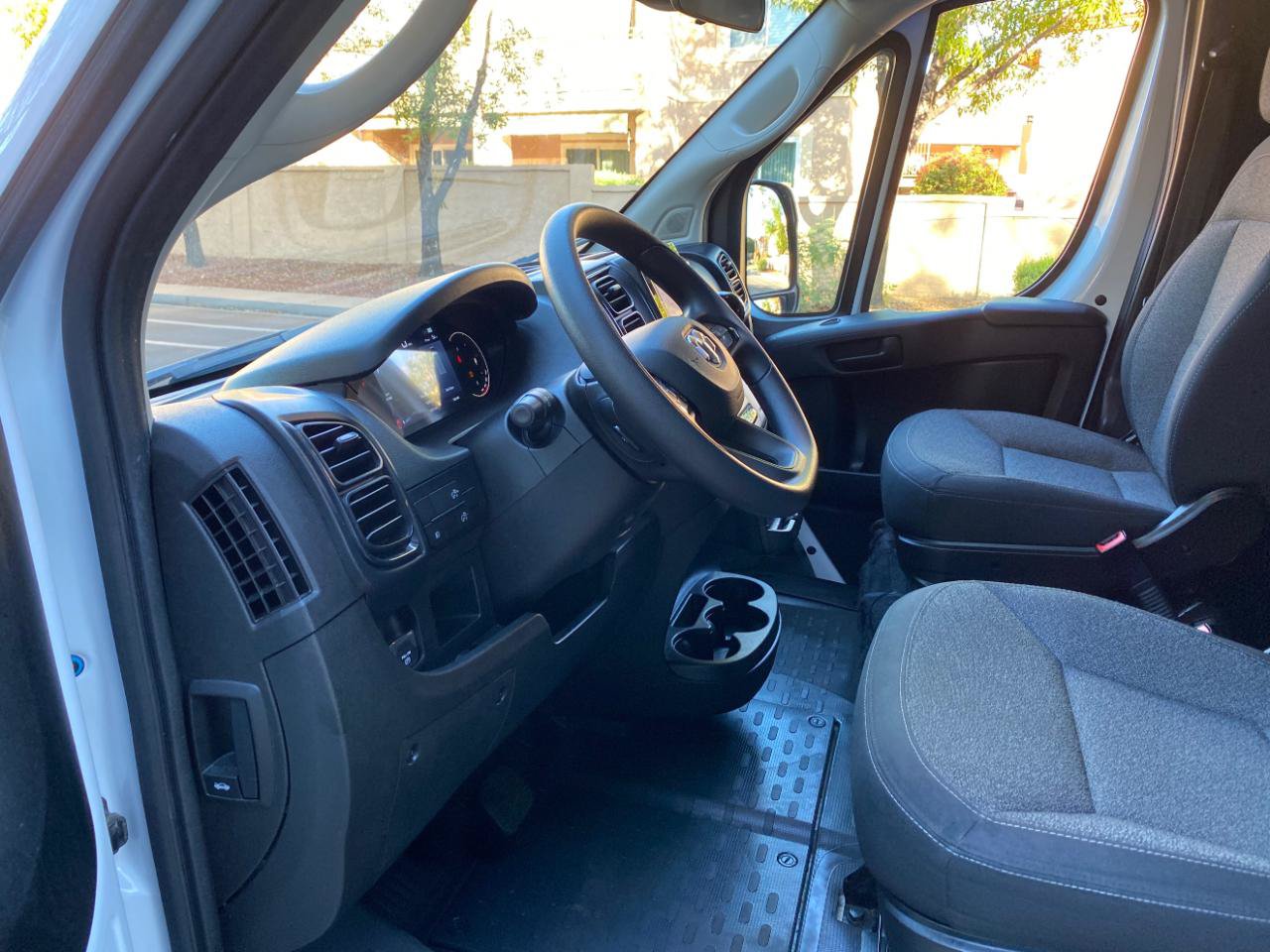 Used 2025 RAM ProMaster 2500 w/ U-Haul Equipment Group FWD image 26