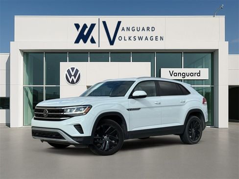Used 2023 Volkswagen Atlas Cross Sport SE w/ Panoramic Sunroof Package image 1