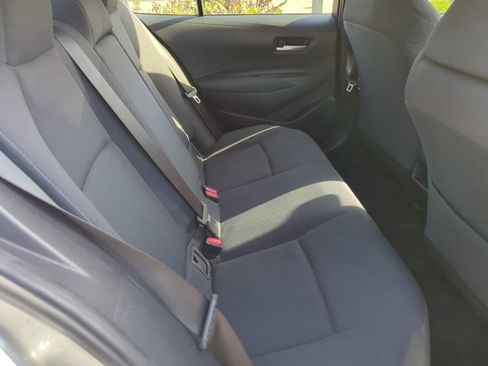 Used 2021 Toyota Corolla LE image 24