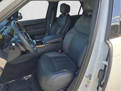 Used 2024 Land Rover Range Rover Sport SE AWD/4WD image 15
