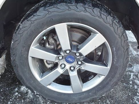 Used 2017 Ford F150 XLT w/ Equipment Group 302A Luxury image 46