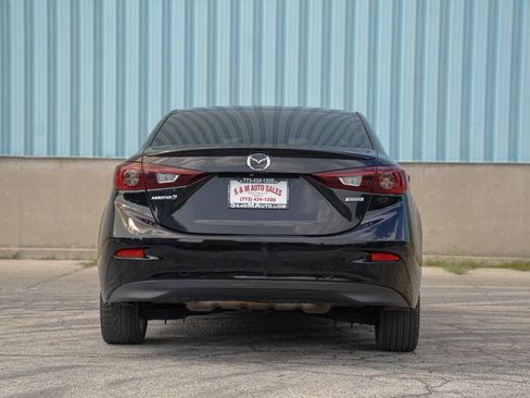 Used 2018 MAZDA MAZDA3 Touring FWD image 14