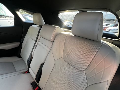 Used 2024 Lexus RX 350 Premium Plus w/ Convenience Package image 31