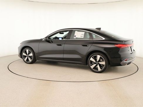 New 2025 Audi A5 2.0T Prestige image 3