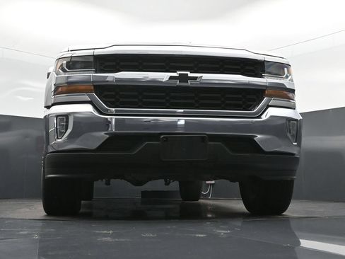 Used 2018 Chevrolet Silverado 1500 LT w/ Texas Edition RWD image 46