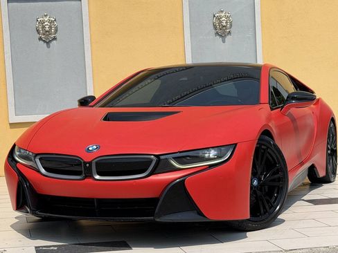Used 2017 BMW i8 AWD/4WD image 11