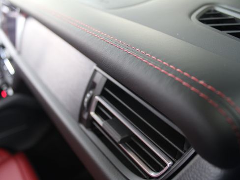 Used 2026 Porsche Macan GTS AWD/4WD image 32