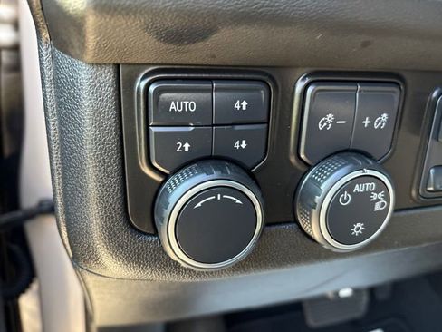 Used 2021 Chevrolet Tahoe LT w/ LT Signature Package AWD/4WD image 23