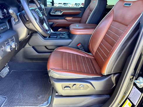 Used 2024 GMC Sierra 2500 Denali Ultimate image 12