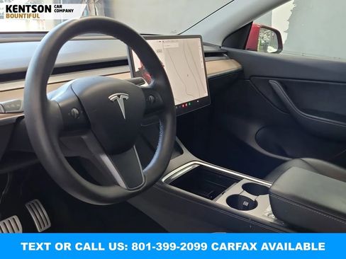 Used 2022 Tesla Model Y Performance AWD/4WD image 9