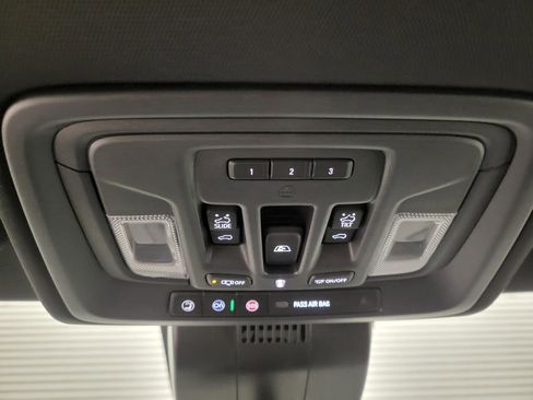 New 2026 Chevrolet Silverado 1500 ZR2 image 17