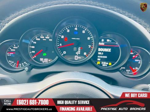 Used 2017 Porsche Cayenne Platinum Edition AWD/4WD image 48