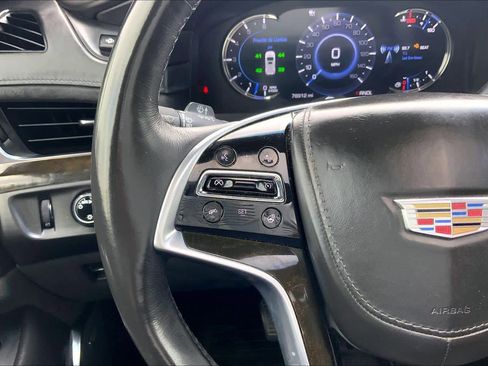 Used 2017 Cadillac Escalade Platinum image 24
